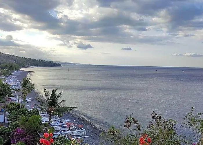 Waeni's Sunset View فندق بالي