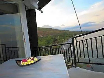 Waeni's Sunset View 4* بالي